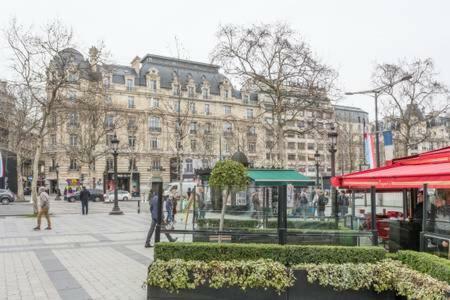 *** Champs Elysees Studio Apartment Paris Bagian luar foto