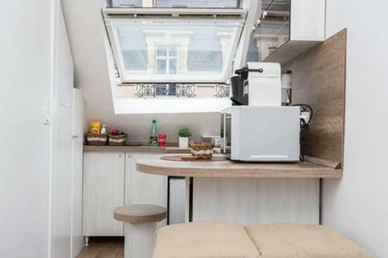 *** Champs Elysees Studio Apartment Paris Bagian luar foto